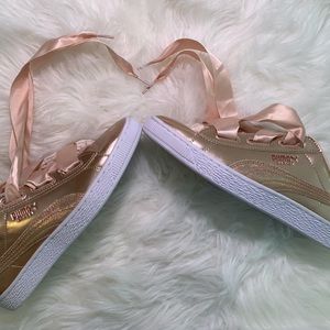 New Puma basket Rose gold size 5.5